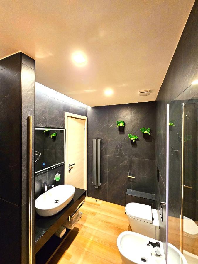 Trilogy Prestige - Central Premium Suites Lecce Exterior foto
